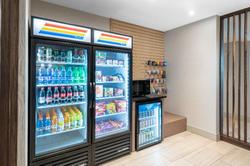 Holiday Inn Express & Suites Phoenix - Airport No