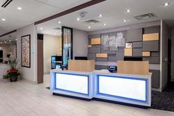 Holiday Inn Express & Suites Madison