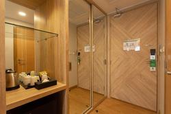 Prime Square Hotel