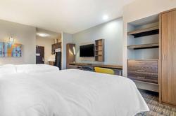 Mainstay Suites Bricktown Near Medical Center