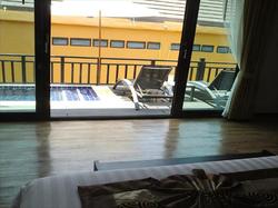Phi Phi Long Beach Resort & Villa