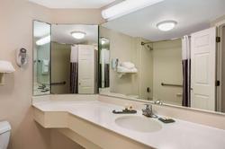 La Quinta Inn Suites Greensboro Nc
