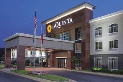 La Quinta Inn Suites By Wyndham Columbus North