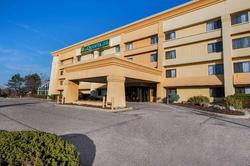 La Quinta Inn Suites By Wyndham Mansfield Oh