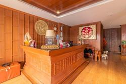 Lotus hotel Patong by ZUZU