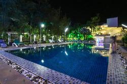 Natural Beach Hotel And Baan Sila