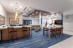 Holiday Inn Express & Suites Columbus -Worthington