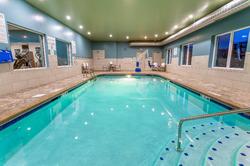 Holiday Inn Express & Suites Columbus -Worthington