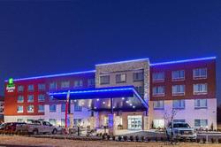 Holiday Inn Express & Sts Tulsa Northeast - Owasso
