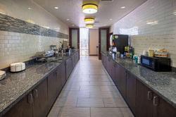 La Quinta Inn Suites By Wyndham Durant