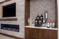 La Quinta Inn Suites Greensboro Arpt High Point