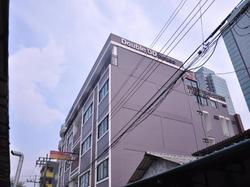 Double Dd House