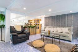White Ivory Bed Breakfast