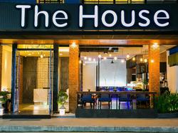 The House Patong by ZUZU