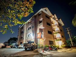 B2 Airport Boutique Budget Hotel