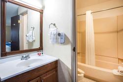 Travelodge by Wyndham Colorado Springs Airport SFB