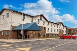 Econo Lodge Inn Suites