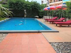 The Right Resort