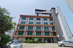 Holatel Hotel Phitsanulok by ZUZU