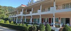 D R Lanta Bay Resort