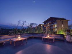 Atta Lakeside Resort Suite