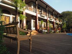 Amata Lanna Village Hotel