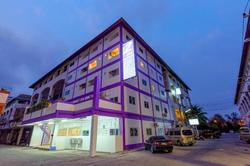 Z By Zing Hotel