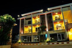 Boonjumnong Modern Apartments