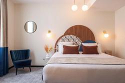 Helussi Hotel