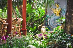 Charlie House Pinklao