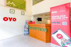 OYO 928 Leaf Hostel