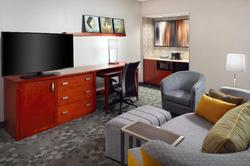 Courtyard By Marriott Greensboro