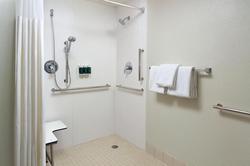 Courtyard By Marriott Greensboro