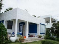 Hua Plee Lazy Beach Hotel