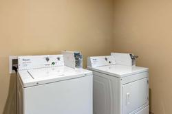 Comfort Suites