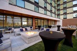 Hampton & Suites Las Vegas Convention Center