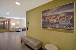 Hampton & Suites Las Vegas Convention Center