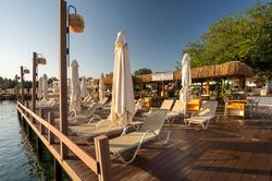 Daphnis Hotel