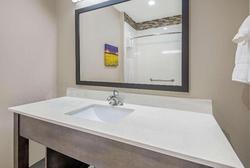 La Quinta Inn & Suites by Wyndham Weatherford OK