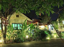 Chayada Garden House And Resort Hotel