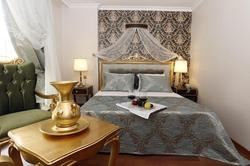 Saint John Hotel