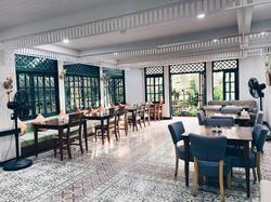 Anchan Laguna Hotel