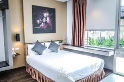 I Hotel
