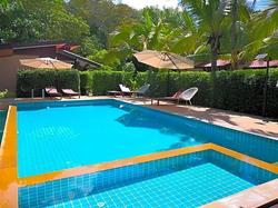 Baan Suan Rim Klong Resort