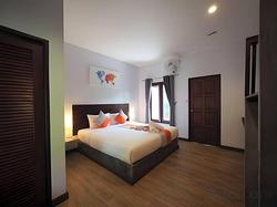 Baan Suan Rim Klong Resort