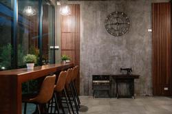 The Arbern Hostel X Bistro
