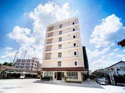 P A Thani Hotel