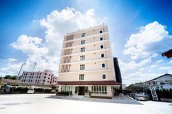 P A Thani Hotel
