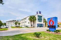 Motel 6 Biloxi Beach