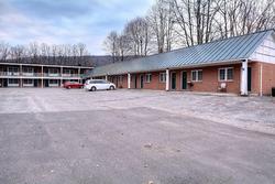 Colonial Motel And Spa